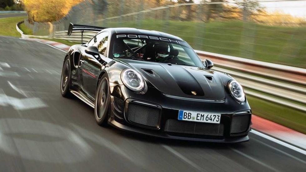 Η Porsche 911 GT2 RS που έκανε νέο ρεκόρ στο Nurburgring δεν ήταν πλήρως εργοστασιακή όπως η AMG  GT Black Series.