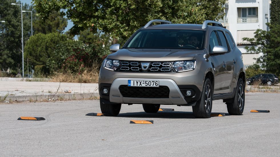 Έπεσε από τν κορυφή το Dacia Duster, ωστόσο εξακολουθεί να παραμένει στην πρώτη τριάδα των C-SUV με τις λιγότερες αναταράξεις. 