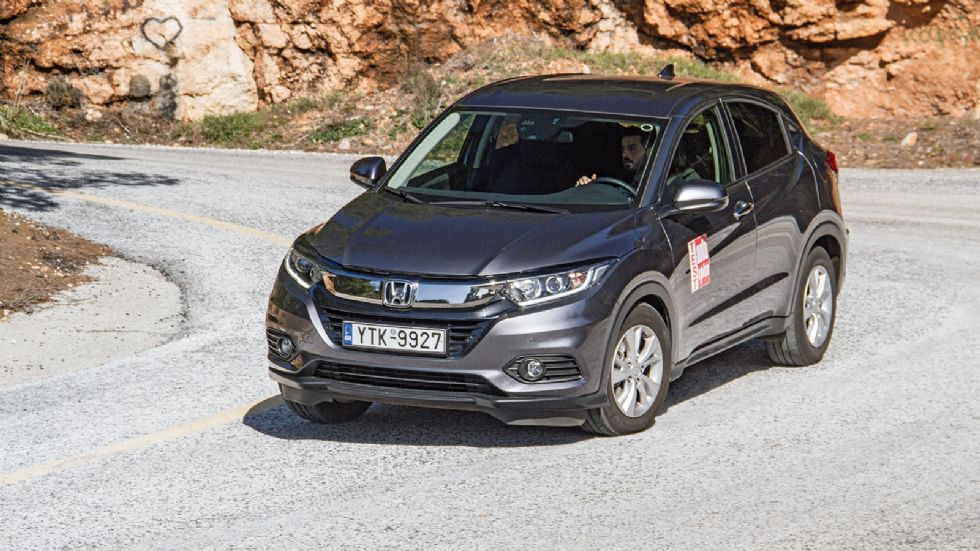 Το HR-V αποτελεί την πρόταση της Honda στα compact crossover, παρόλο που με μήκος 4,33 μ. ανήκει στα μικρομεσαία.