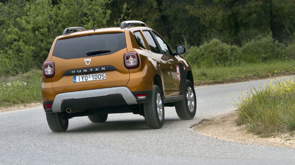 Το Dacia Duster στην έκδοση ECO-G προσφέρει συνολική αυτονομία 1.400 χλμ..	