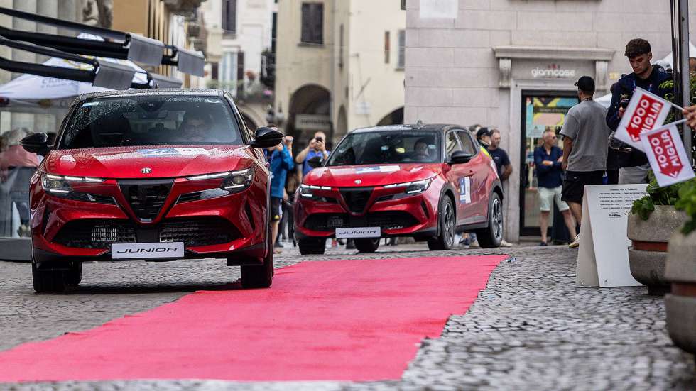 Αγωνιστικό ντεμπούτο στο 1000 Miglia για την Alfa Romeo Junior