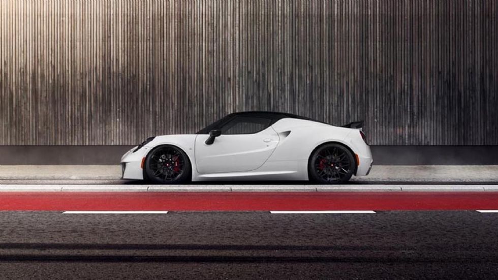 Alfa Romeo 4C με 314 ίππους (photos)