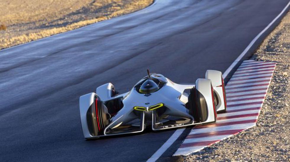 Το Chevrolet Chaparral 2X Vision Gran Turismo διαθέτει ένα πολύ αεροδυναμικό αμάξωμα από συνθετικά υλικά και εφοδιάζεται από ένα ηλεκτρικό κινητήριο σύνολο laser με ισχύ 913 ίππους.