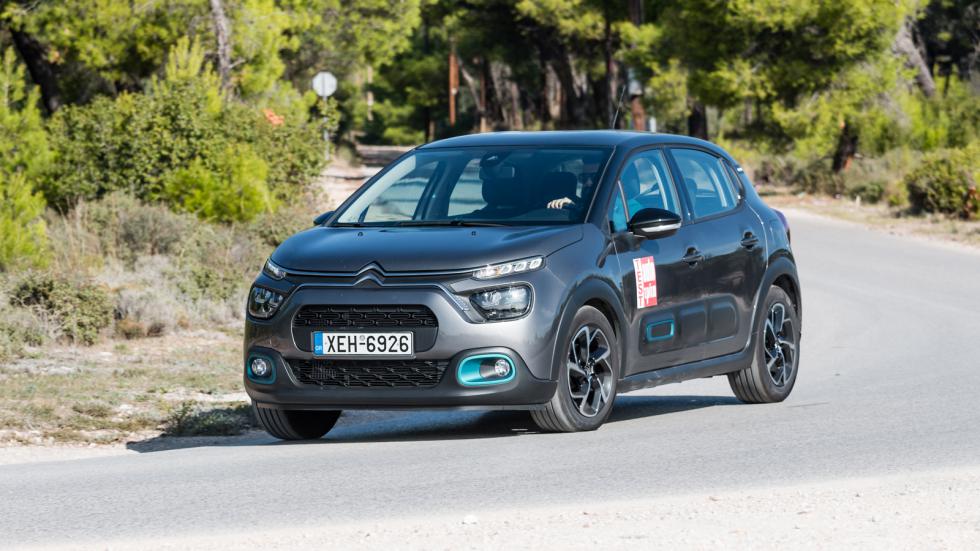 Η άνετη ανάρτηση του Citroen C3 και η μοντέρνα σχεδίαση τόσο εξωτερικά όσο και στην καμπίνα του ξεχωρίζουν.