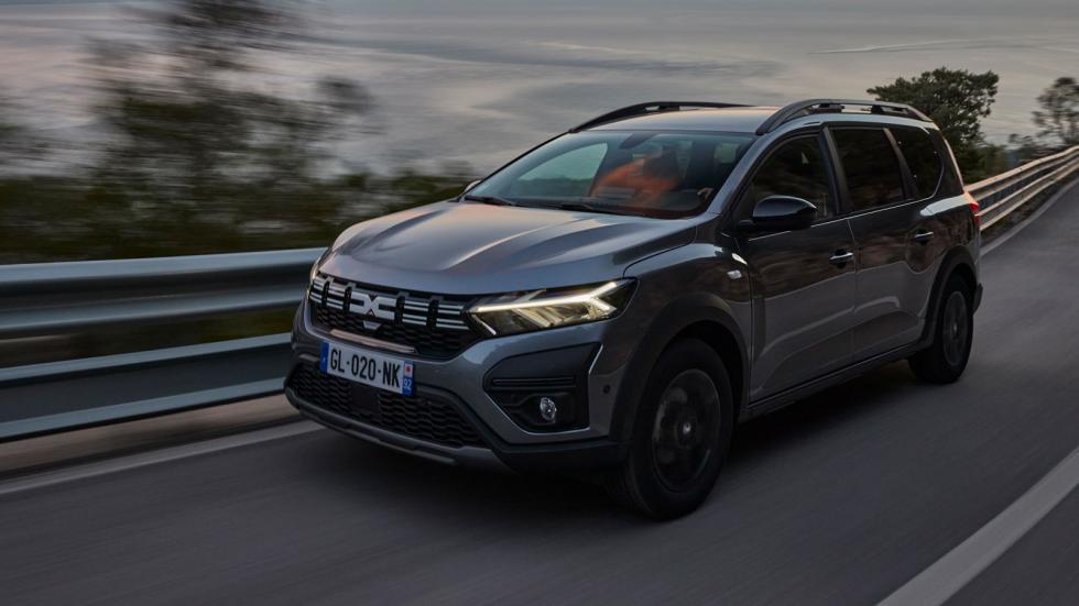 Νέο Dacia Jogger Hybrid: Οδηγούμε το πρώτο υβριδικό Dacia