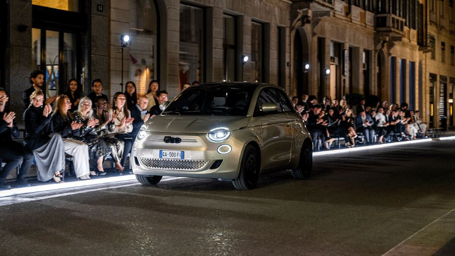 Λανσάρεται στην Ευρώπη το Fiat 500e με την υπογραφή του Giorgio Armani