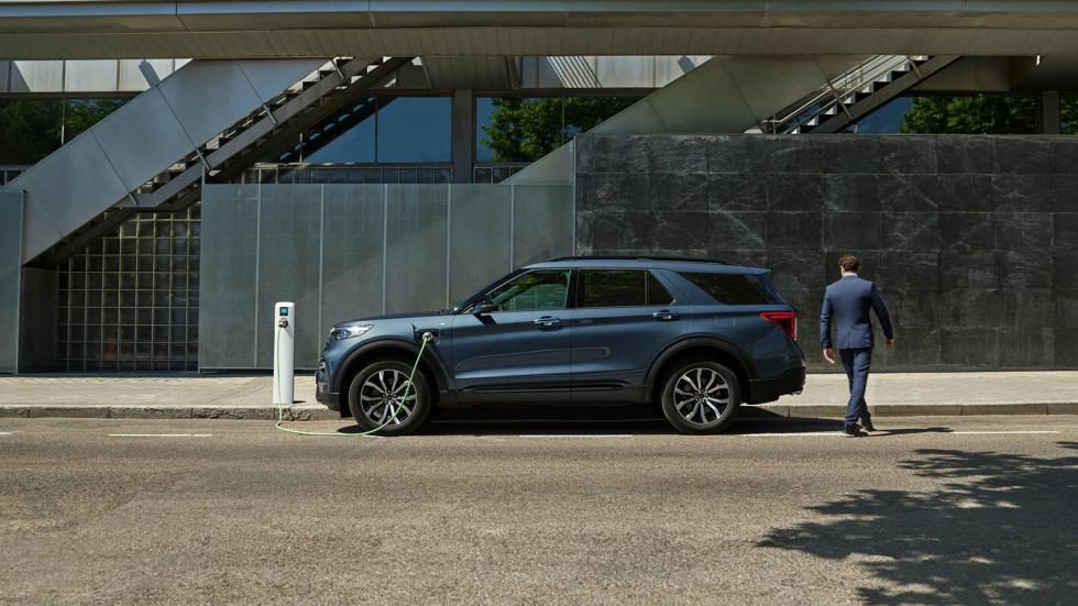 Νέο Ford Explorer Plug-in Hybrid: Living the American Dream