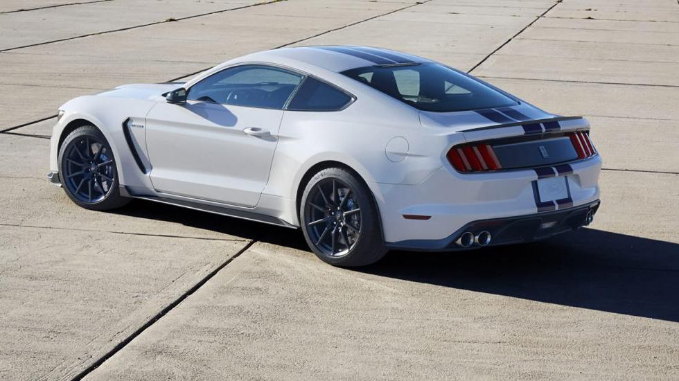 Η νέα Ford Shelby GT350 Mustang -σύμφωνα με το χρονοδιάγραμμα της εταιρείας θα λανσαριστεί μέσα στο 2016.