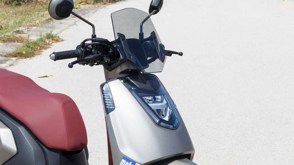 Gemini Gemma 125: Scooter πόλης που κοστίζει κάτω από 2.000 ευρώ