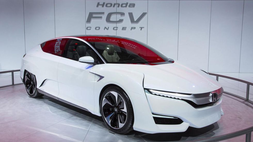 Στο Ντιτρόιτ έφερε η Honda το νέο FCV concept, που αποτελεί τον προάγγελο του αυτοκινήτου υδρογόνου, το οποίο θα κυκλοφορήσει από την ιαπωνική εταιρεία στις αρχές του 2016.