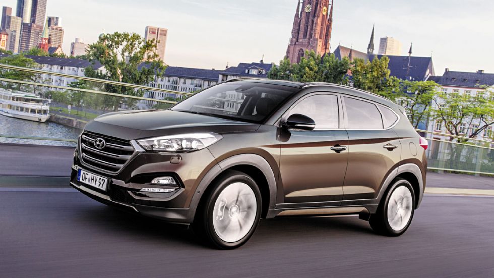 Το νέο Hyundai Tucson αποκτά μια πιο επιβλητική σχεδίαση, αυξάνοντας παράλληλα τις διαστάσεις του σε σχέση με το ix35 που αντικαθιστά.