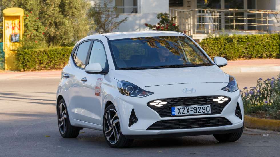 Hyundai i10 - Νο.1 mini σε χώρους και ασφάλεια