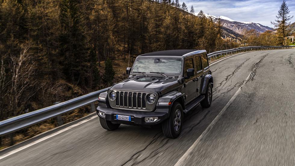 Jeep Wrangler 4xe: Κορυφαίο σε off-road με εξελιγμένη 4κίνηση που δεν θα κολλήσει πουθενά έγινε Plug-in για να μην «κοπεί» λόγω ρύπων.