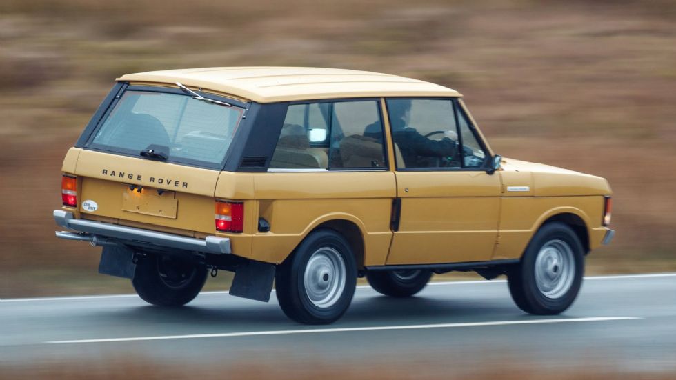 Οι τιμές για ένα ολοκληρωμένο Range Rover Reborn από την Land Rover Classic ξεκινούν από τις 135.000 λίρες (156.379 ευρώ).