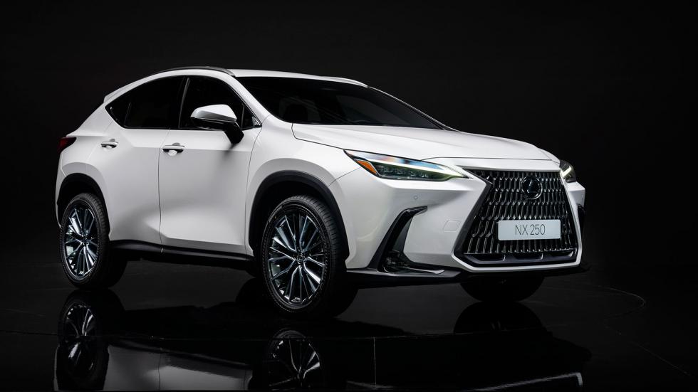 Νέο Lexus NX: Το πρώτο Plug-in μοντέλο της Lexus