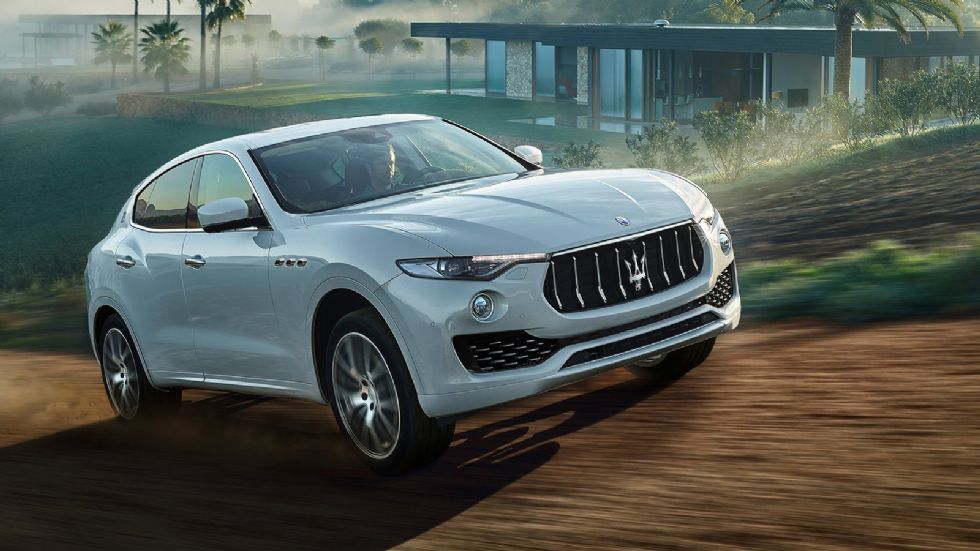 Εξελίσσεται ήδη η κορυφαία έκδοση της Maserati Levante, η οποία «δανείζεται» τον V8 κινητήρα της Quattroporte, που έχει χωρητικότητα 3,8 λίτρων και αποδίδει 523 ίππους.