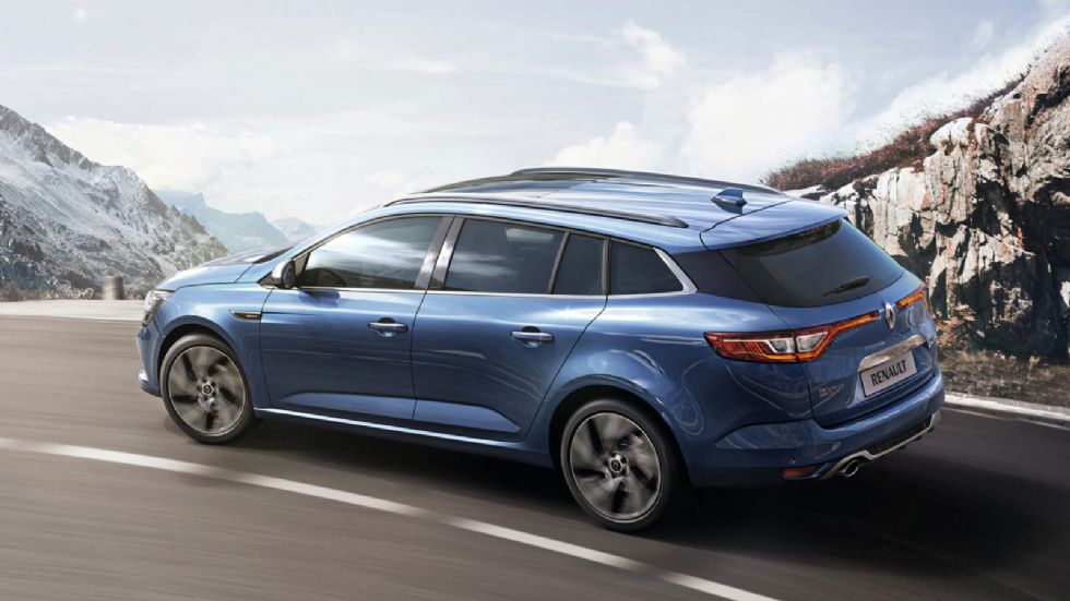 Το νέο Renault Megane Estate GT είναι το πρώτο μικρομεσαίο wagon της αγοράς που διαθέτει σύστημα ενεργητικής τετραδιεύθυνσης, αυτό που η εταιρεία αποκαλεί 4CONTROL.