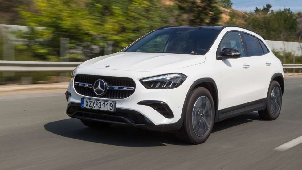 Mercedes GLA 250 e: Χωρίς εταιρικό φόρο, με πραγματική ηλεκτρική αυτονομία 70 χλμ. και κόστος leasing στην 4ετία έως και 11.000 ευρώ κάτω από τη λιανική τιμή.