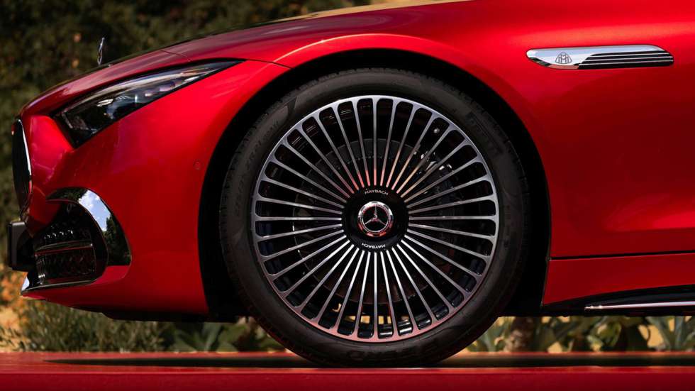 Νέα Mercedes-Maybach SL 680 Monogram: Το πιο πολυτελές cabrio «αστέρι»