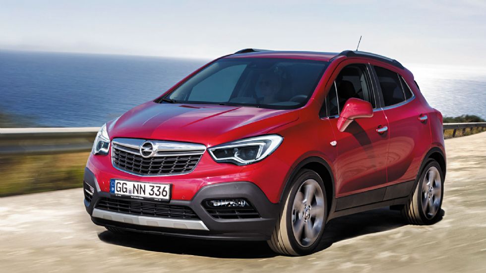 Το ανανεωμένο Opel Mokka αλλάζει κυρίως εμπρός. Θα έχει επίσης τον 1.000άρη turbo του Corsa (ηλεκτρονικά επεξεργασμένη εικόνα).