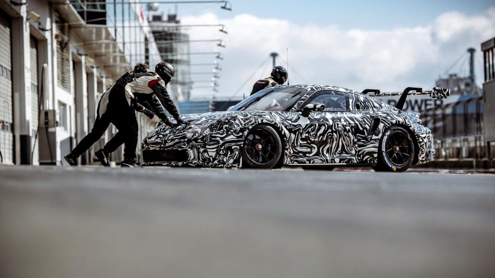 Πρώτες συστάσεις με τη νέα Porsche 911 GT3 Cup