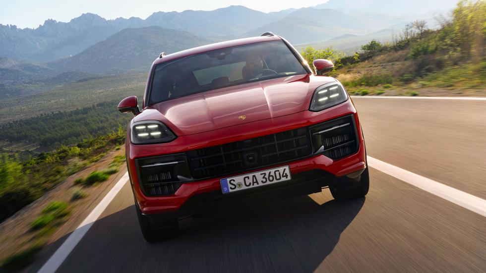 Ανανεωμένη Porsche Cayenne GTS με 500 άλογα 