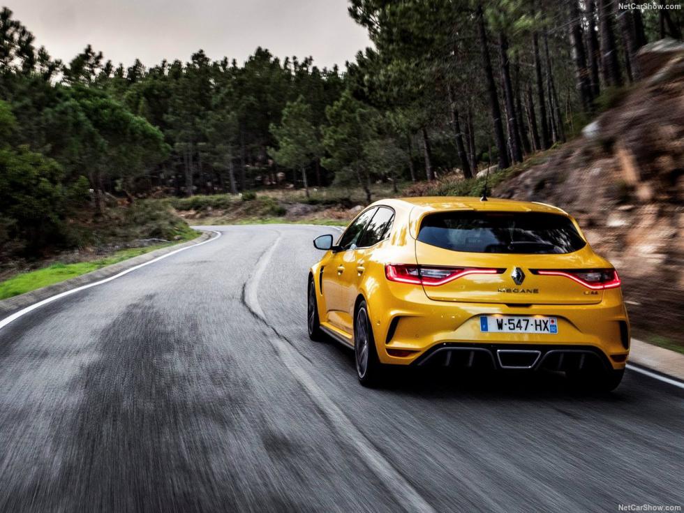 Πέφτει η αυλαία το 2023 για το Renault Megane RS