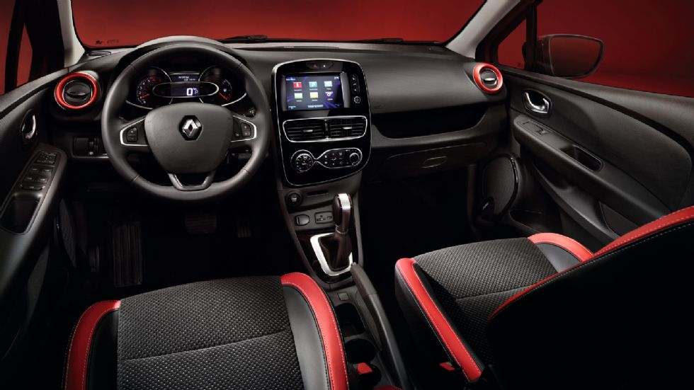 Τρεις επιλογές συστημάτων infotainment, για το Renault Clio facelift, ανάλογα με τις ανάγκες των καταναλωτών, που συνδυάζεται με ηχοσύστημα Bose.