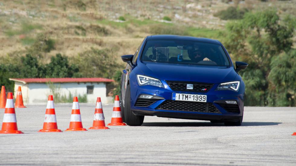 Elk Test στα GTi: Ποιό έσπασε το ρεκόρ των 80 χλμ./ώρα;