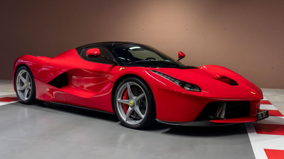 H LaFerrari.