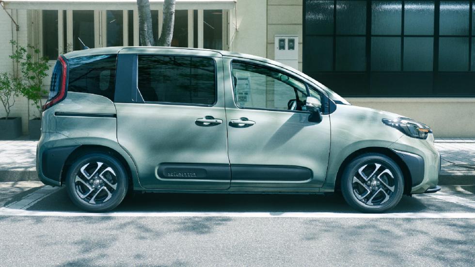 Πρεμιέρα για το νέο Toyota Sienta | Υβριδικό και 7θέσιο 