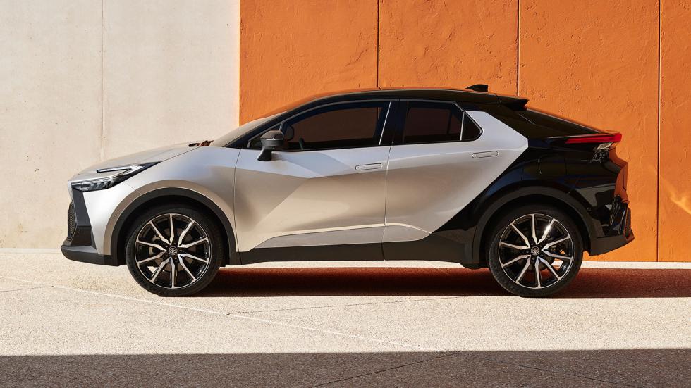 Νέο Toyota C-HR: Αναβάθμιση σε όλα & 1η φορά Plug-in Hybrid