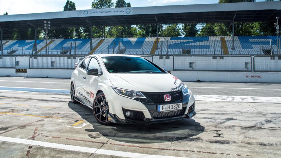 Ο οδηγός της Honda στο World Touring Car Championship, Norbert Michelisz, «άλωσε» τη Monza με 2:15.16.