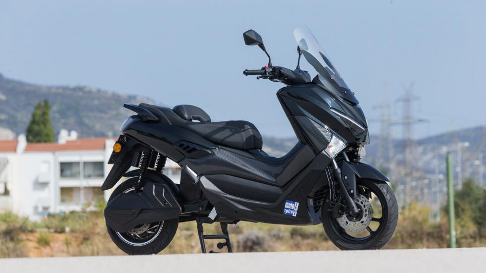 Ηλεκτρικά scooter που βγαίνουν εθνική και κάνουν 150 χιλιόμετρα