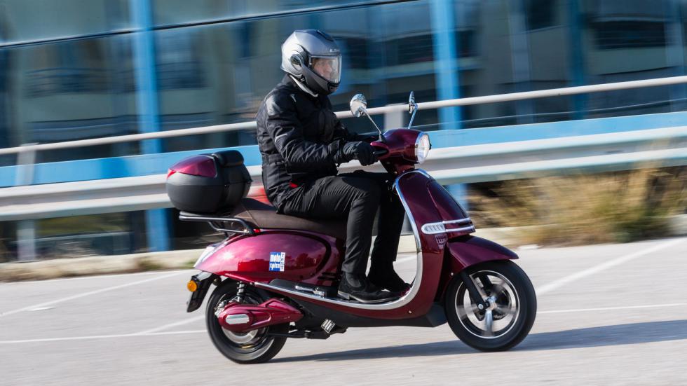 10 + 1 ηλεκτρικά scooter στα 2000 Watt από 1.285 ευρώ (με επιδότηση)