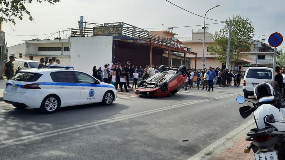 Σοβαρό τροχαίο με VW Golf GTI στη Λ. Φυλής