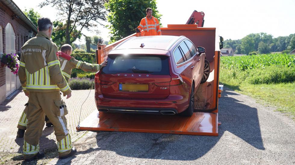 Φωτιά σε Plug-in υβριδικά Volvo την ώρα που φόρτιζαν (+video)