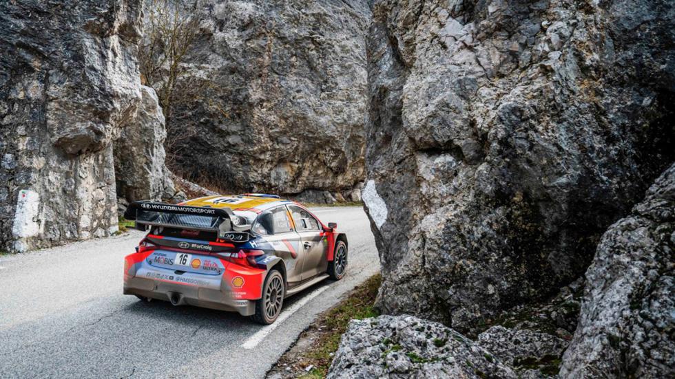 WRC Rally Monte Carlo: Μάχη για τη 2η θέση, πρωτοπόρος ο Ogier