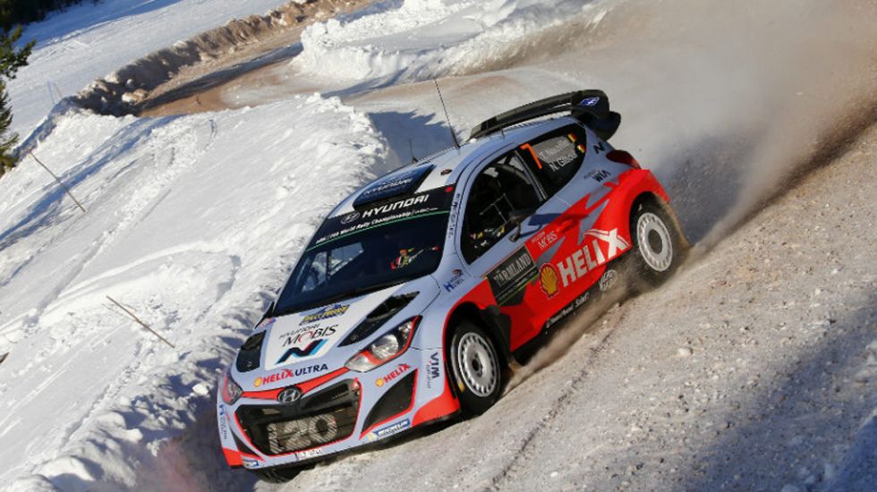 Ο Τ. Neuville με το Hyundai i20 WRC κατάφερε να ξεχωρίσει, τερματίζοντας πρώτος στη γενική κατάταξη της ημέρας.