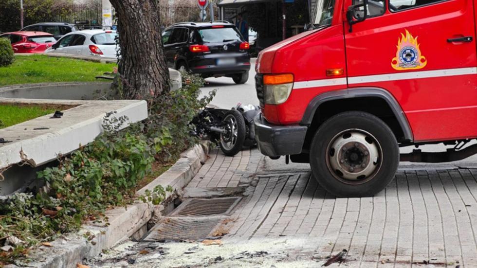 88χρονη έχασε τον έλεγχο και προκάλεσε δυστύχημα στο Νέο Ψυχικό