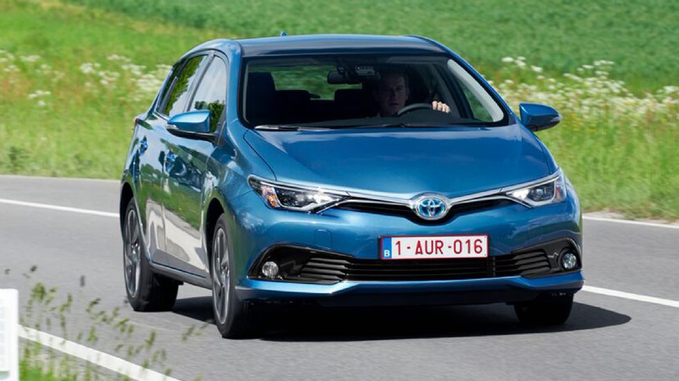 Στόχος της Toyota είναι ως το τέλος του 2015 το 70% των Ευρωπαίων αγοραστών να έχουν τη δυνατότητα να εξοπλίσουν το μοντέλο τους με το Toyota Safety Sense. Στην Ελλάδα, η ελληνική αντιπροσωπεία θα το 