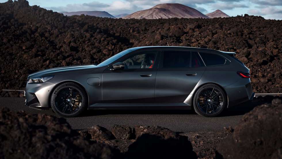 Πρεμιέρα για τη νέα BMW M5 Touring