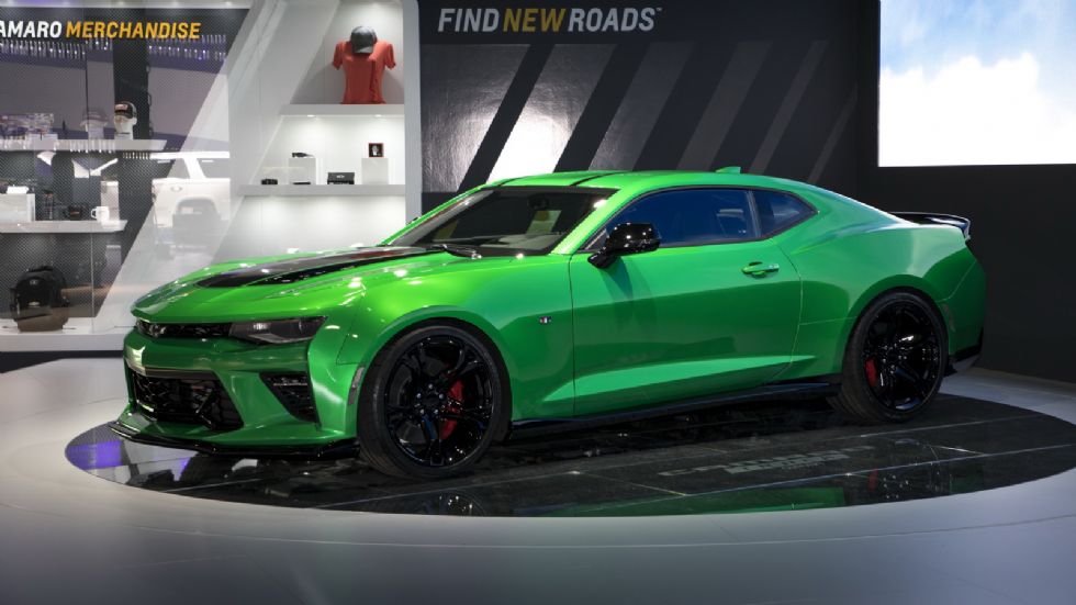 H Chevrolet Camaro Track σχεδιάστηκε για αυτούς που θέλουν ένα υψηλών επιδόσεων όχημα για την πίστα, αλλά και ένα γρήγορο sports coupe για την καθημερινή χρήση.