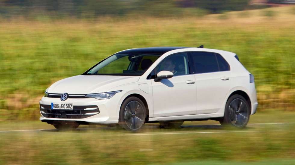 Το Plug-in υβριδικό VW Golf των 204 ίππων με την αστική αυτονομία των 182 χλμ. προσφέρεται αποκλειστικά στην έκδοση Style.