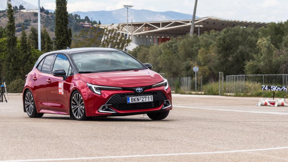 Elk Test στην υβριδική Toyota Corolla των 140 PS