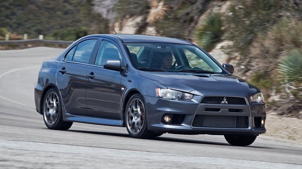 Η έκδοση με την οποία θα αποχαιρετίσουμε το Lancer Evolution (στη φωτό το MR) θα λέγεται Special Action Model, θα φτιαχτεί σε 2.000 μόλις αντίτυπα και θα έχει ισχύ 440 ίππων. 