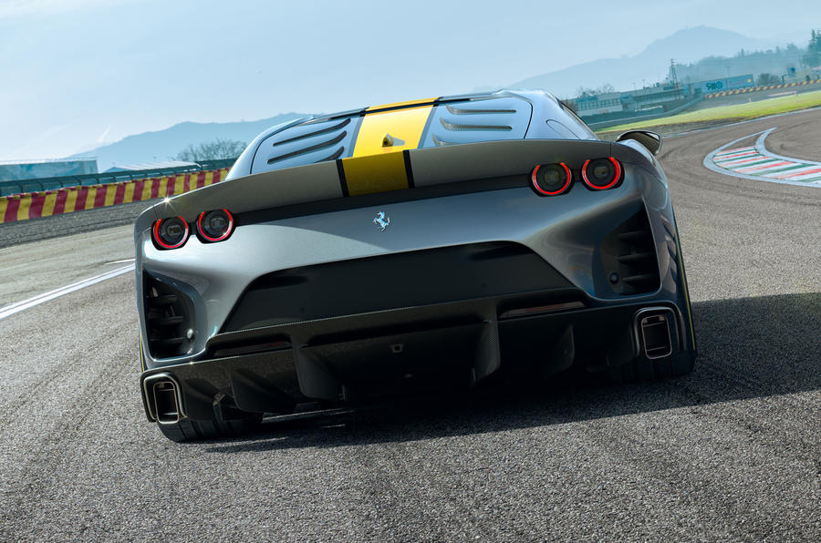 Nέα Ferrari 812 Competizione με 830 άλογα 