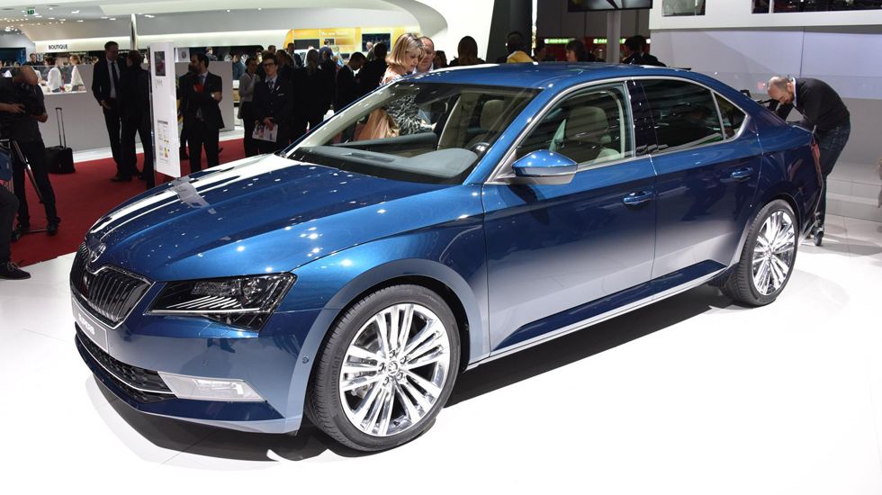 Νέα Skoda Superb