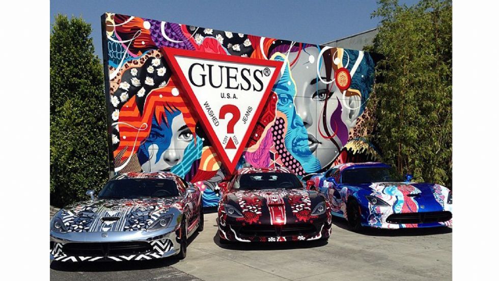 Είναι γνωστό πως όλη η υπόθεση στο Gumball 3000 είναι το πώς θα εντυπωσιάσεις με τη «μεταμφίεση» του αυτοκινήτου με το οποίο συμμετέχεις. 