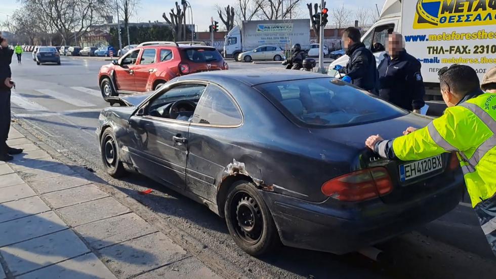 Καταδίωξη & σύλληψη αλλοδαπών με «ξένη» Mercedes CLK (+video)